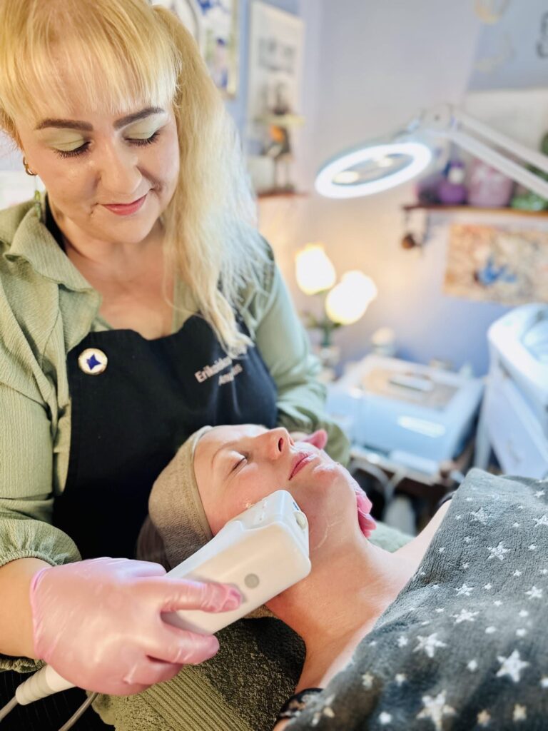 Hifu kasvojenkohotus kauneushoitola Hämeenlinna Hyvän Olon Aitta